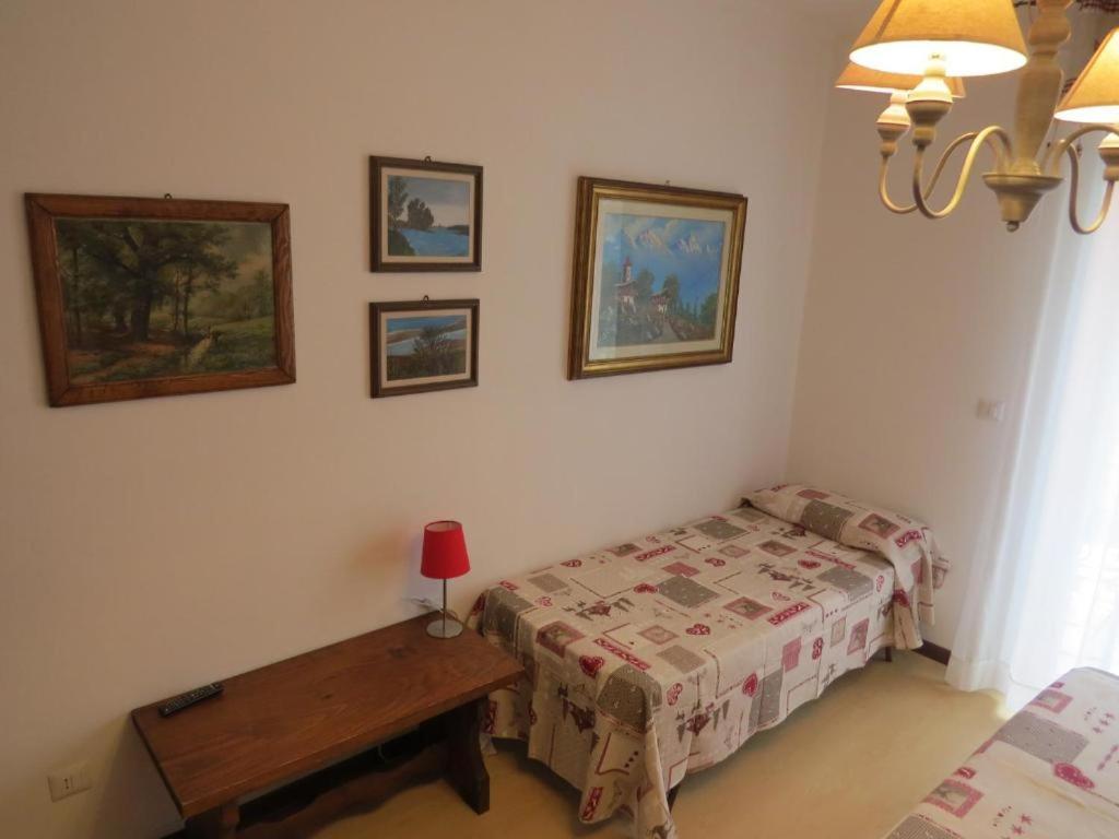 Bed And Breakfast Ossola Domodossola Exterior foto